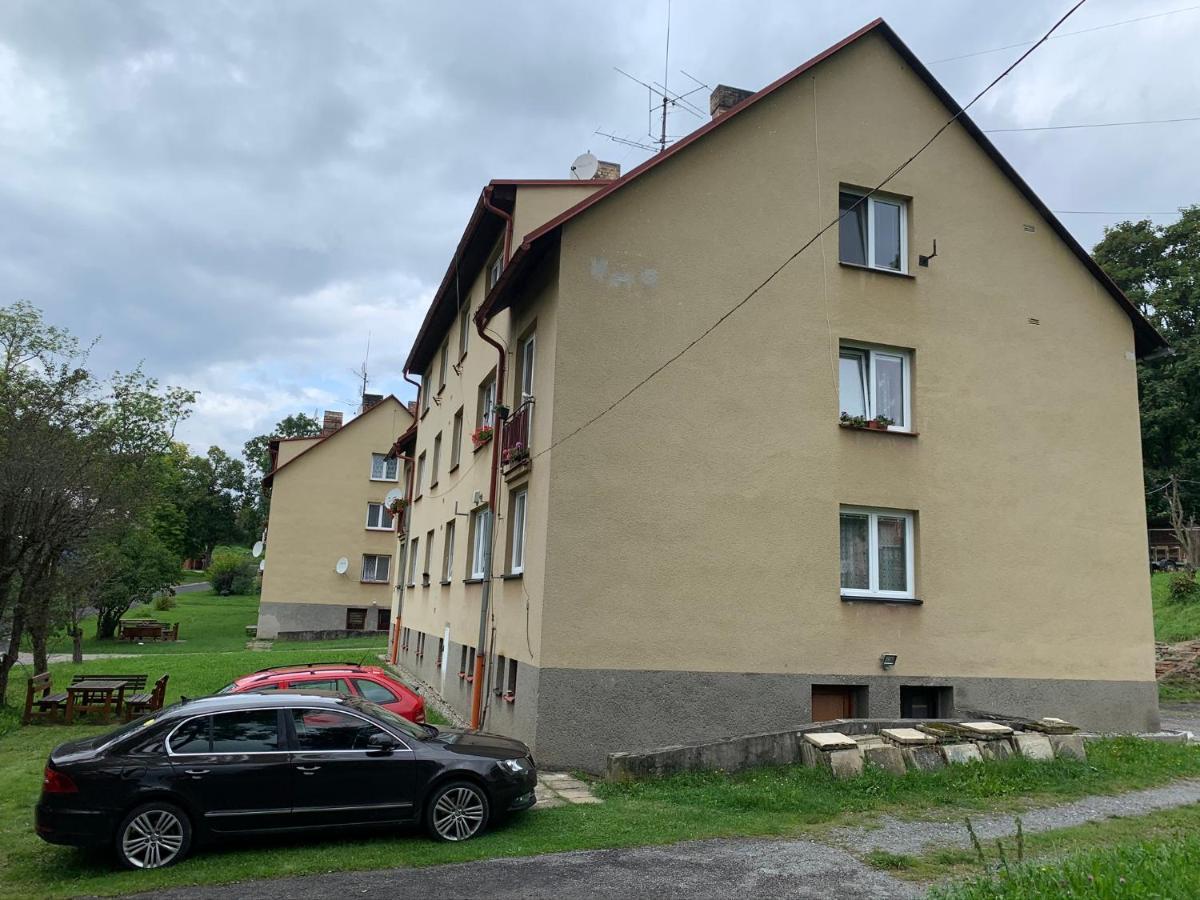 Cely Byt Zelnava Exterior photo